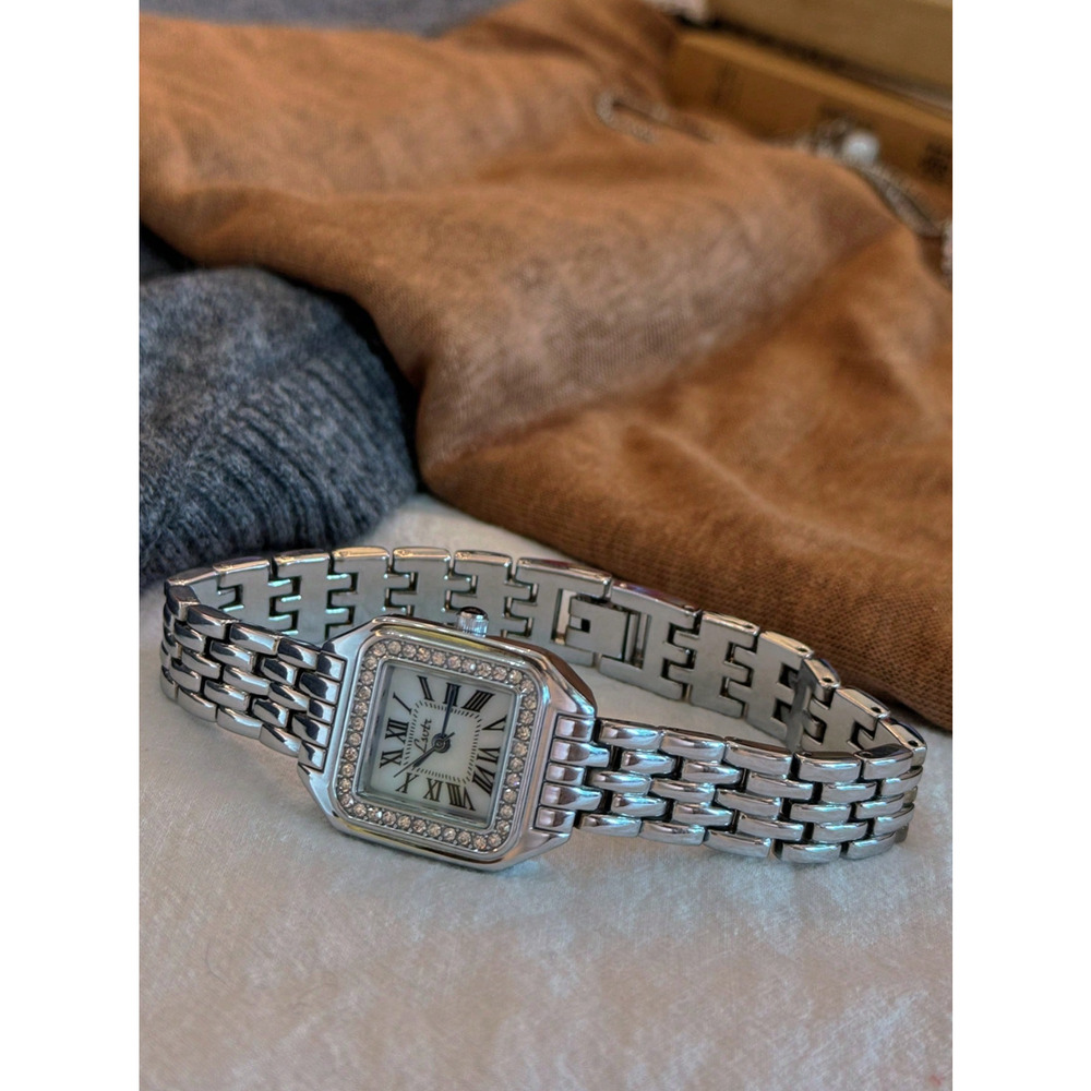 Silver Vintage Style Women’s Square Watch - Picture 6 of 7